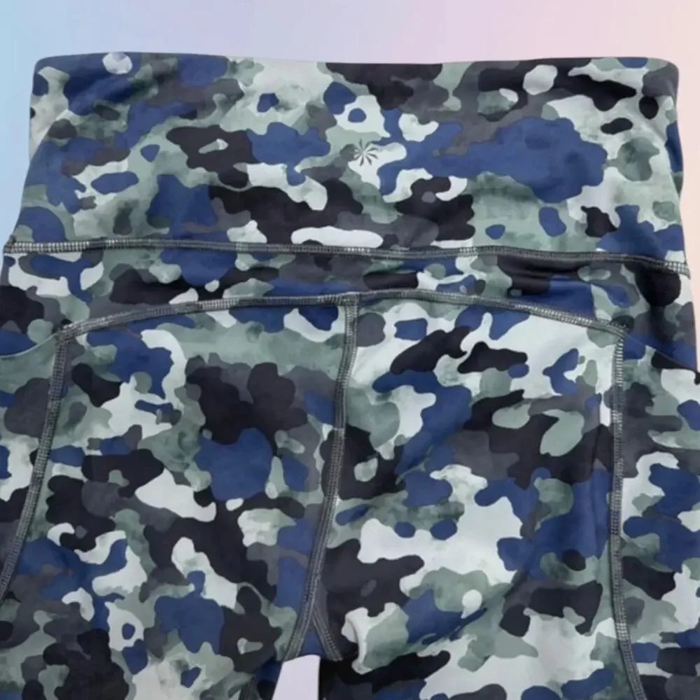 Athleta Women’s Small Blue Camo Leggings Ultimate Stash II
